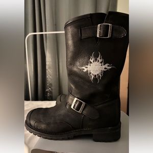 Boots , worn once, in a perfect condition